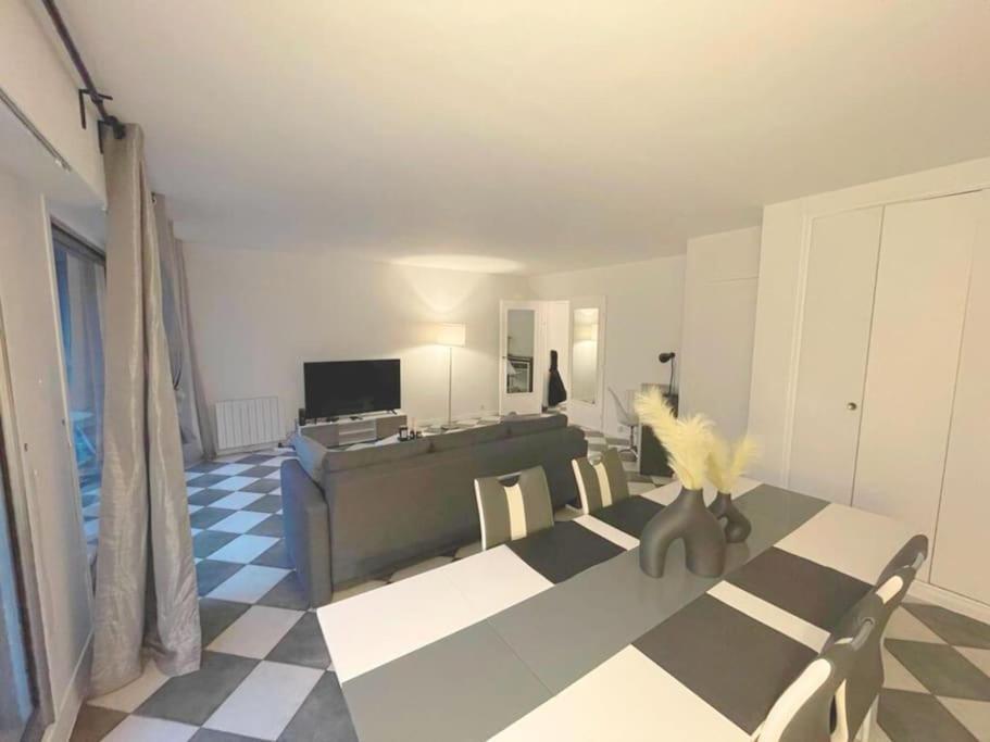 9 Min From Chateau De Vincennes - Paris & Disney Apartment Saint-Maurice  Ngoại thất bức ảnh